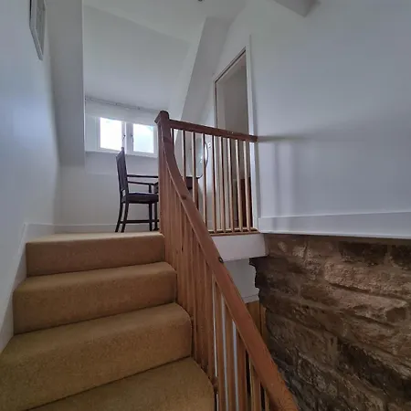 'seafield View' Coastal Views, Parking, Garden
