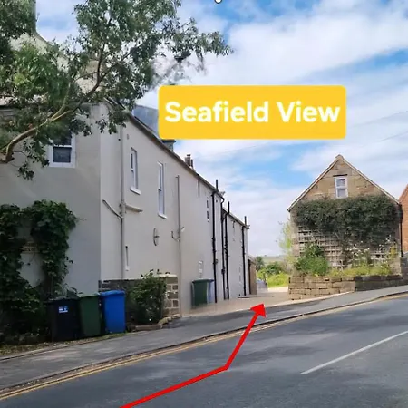 'seafield View' Coastal Views, Parking, Garden Robin Hood's Bay